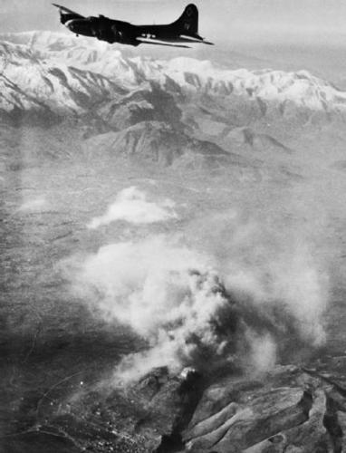 065 Cassino Gr Upper Hutt A B 17 Flying Fortress over Monte Cassino 15 February 1944