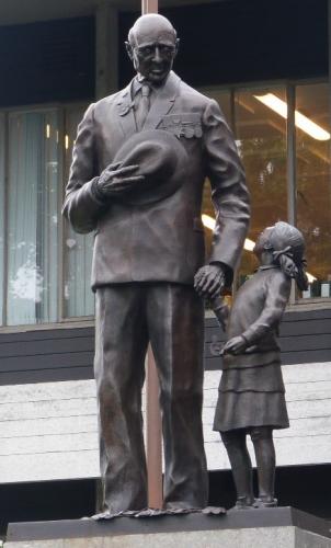 199 Garden of Remembrance Upper Hutt Lay my poppy now Grand Dad