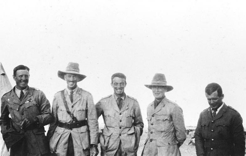 284 Wilders Rd LMC Palm Nth 9th. Officers Fara Aug. 1917. Wilder on the left